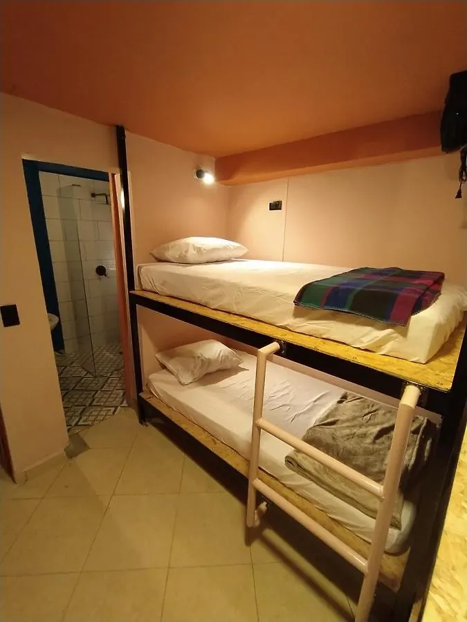 Casa Primavera Hostal Medellín Pensión